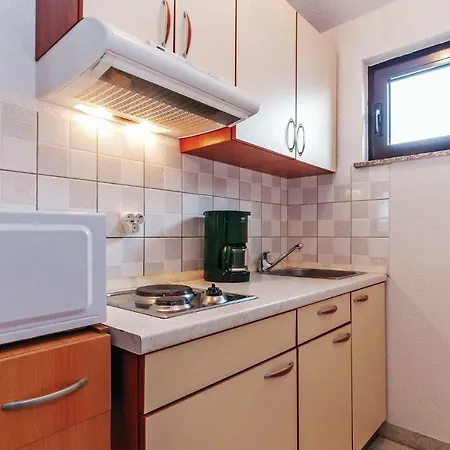 0 Bedroom In Privlaka Апартаменты *
